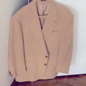 Men’s vintage camel hair sport coat, never worn, great condition